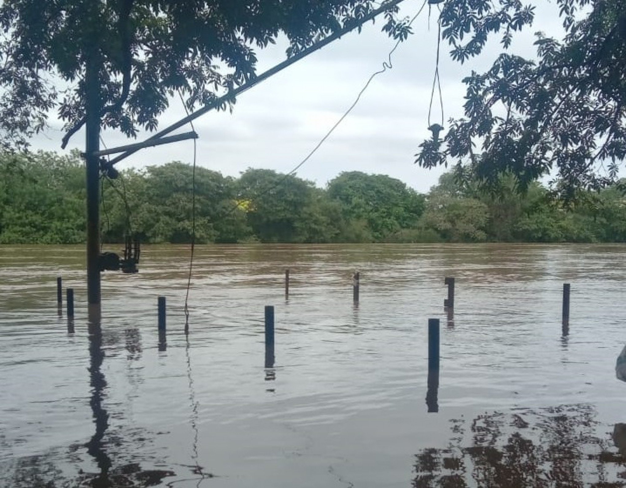 Rio dos Sinos chega a 5 metros com o status de alerta para inundação