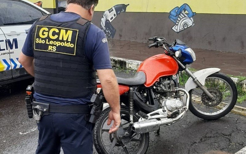 Motocicleta foi recolhida ao depósito credenciado junto ao Detran/RS