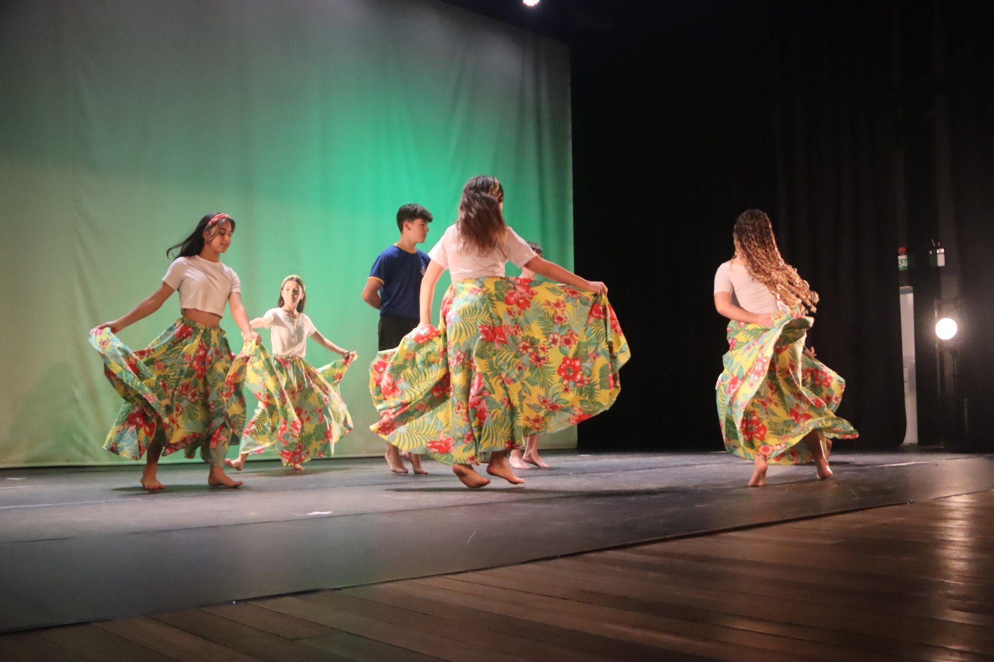 6Âº Festival Estudantil de Artes, no Teatro Municipal de SÃ£o Leopoldo - danÃ§a