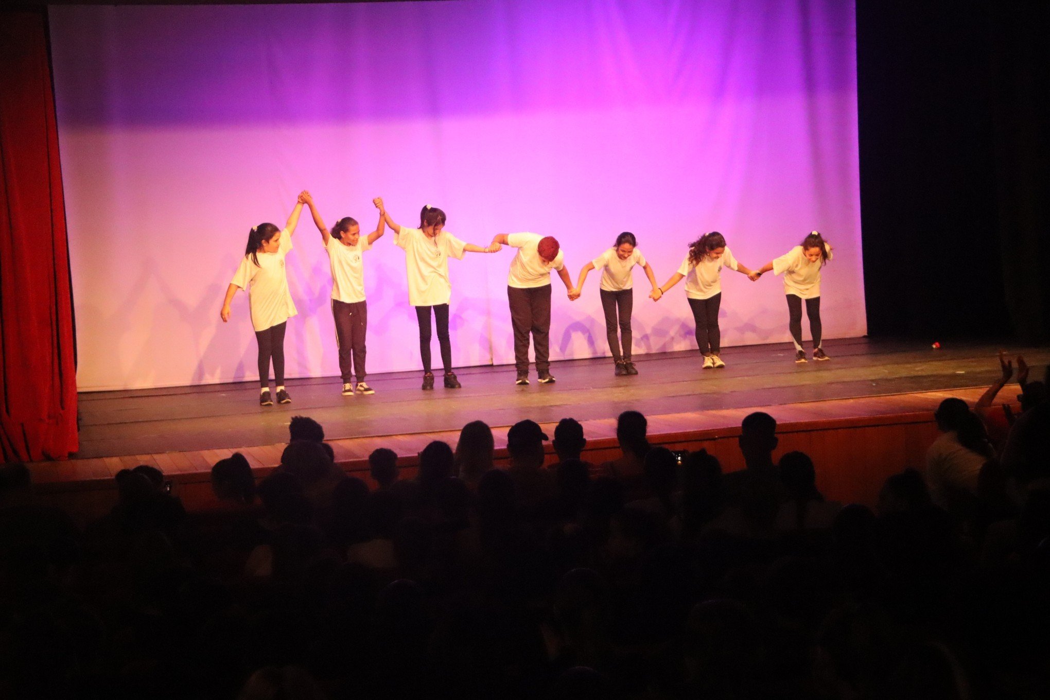 6Âº Festival Estudantil de Artes, no Teatro Municipal de SÃ£o Leopoldo - danÃ§a