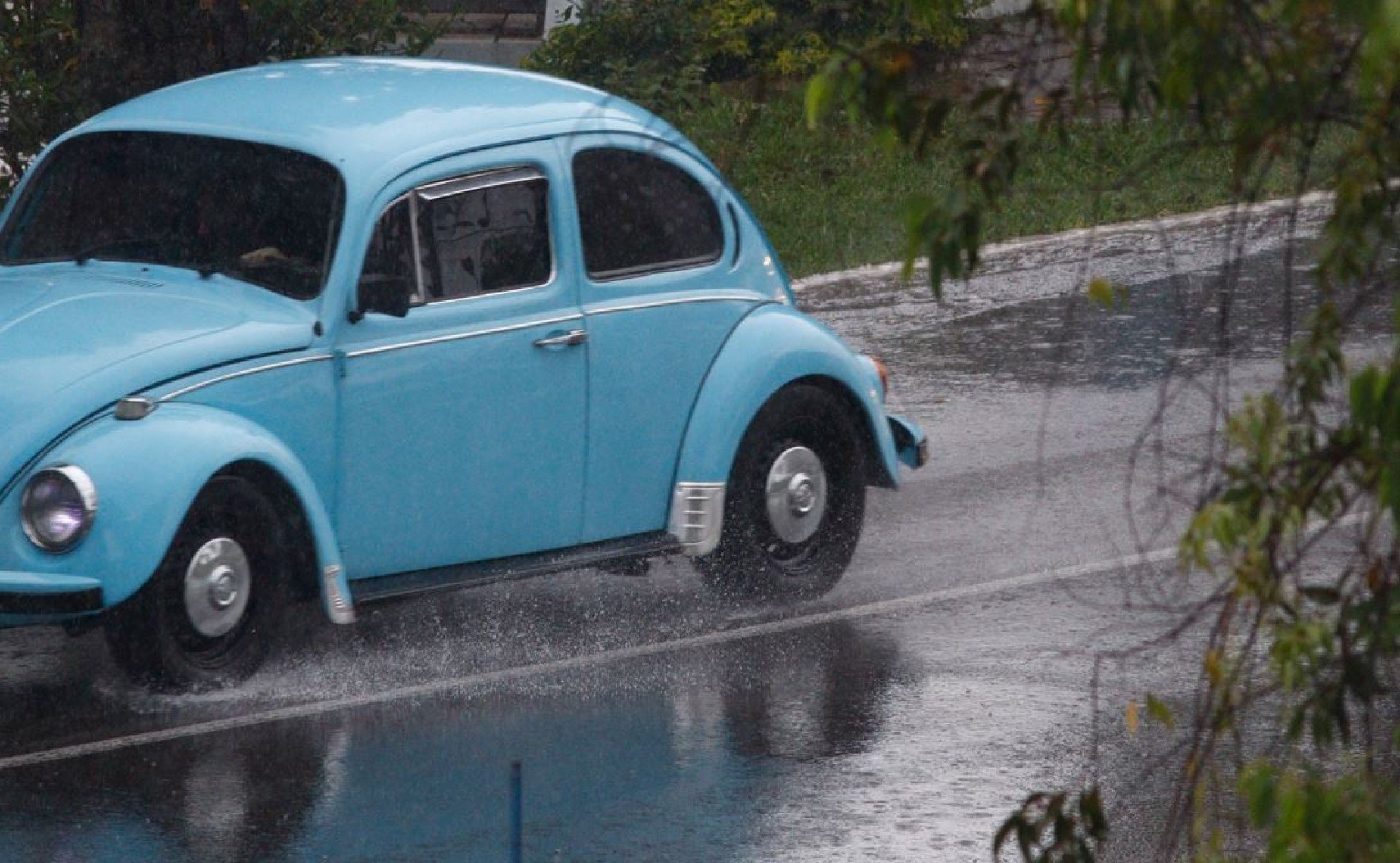 ENCHENTE: Chove na Grande Porto Alegre e, com vento sul na Lagoa dos Patos, Guaíba volta a subir; veja previsão do tempo