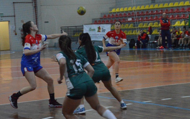 Equipe feminina da AECB terá dois jogos no sábado e um no domingo | Jornal NH