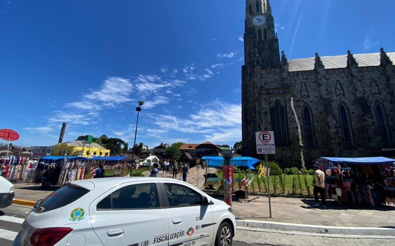 OperaÃ§Ã£o conjunta fiscaliza crimes no entorno da Catedral de Pedra de Canela