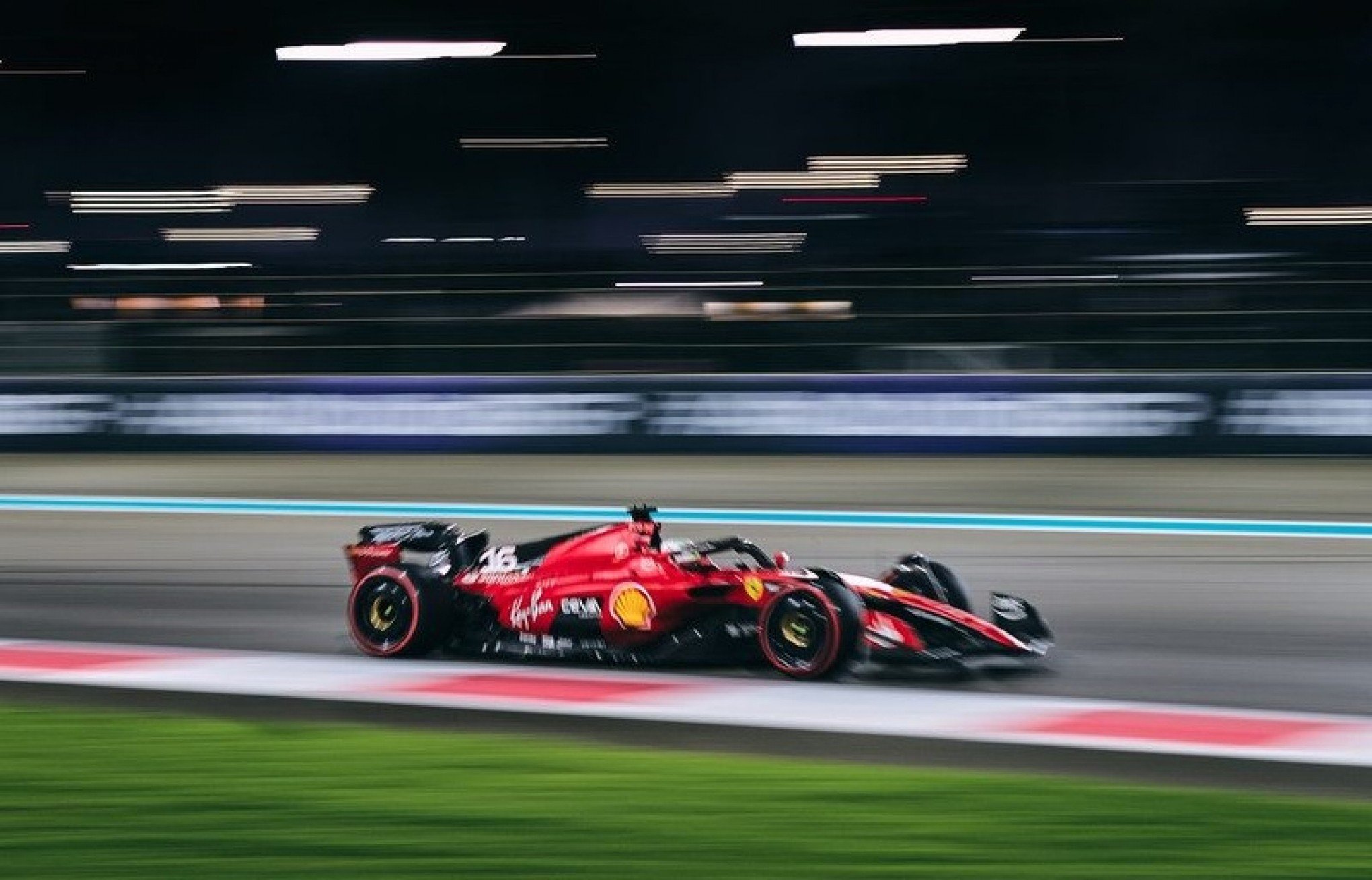 Leclerc faz melhor tempo dos treinos do GP de Abu Dabi após 2º lugar de Drugovich na 1ª sessão