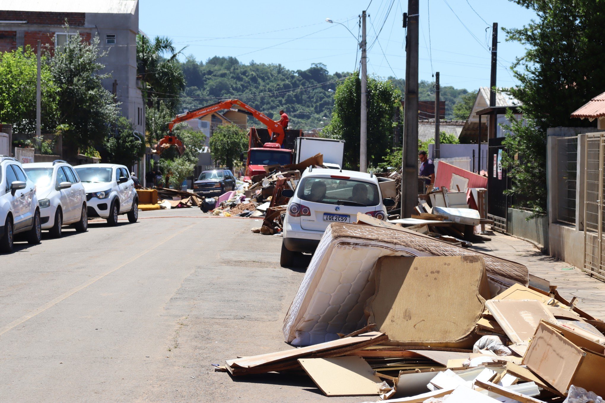 ENCHENTE: Sábado é de mutirão de limpeza em São Sebastião do Caí; veja fotos