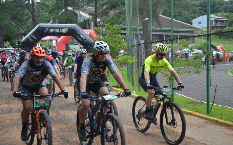 9Âº Pedal do Natal dos Anjos de Dois IrmÃ£os
