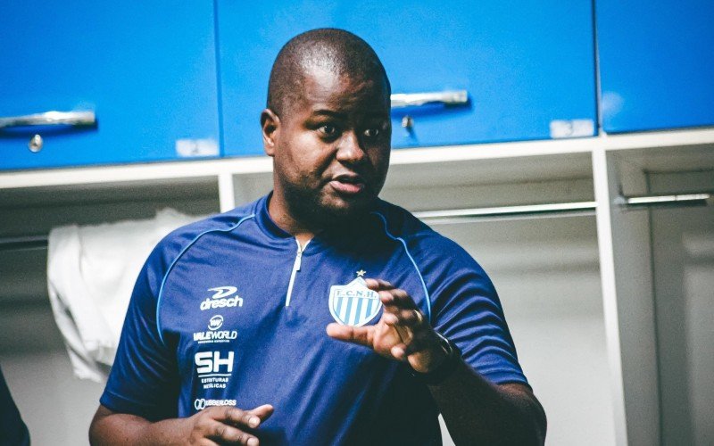 Jogadores do Anilado se reapresentaram nesta segunda-feira