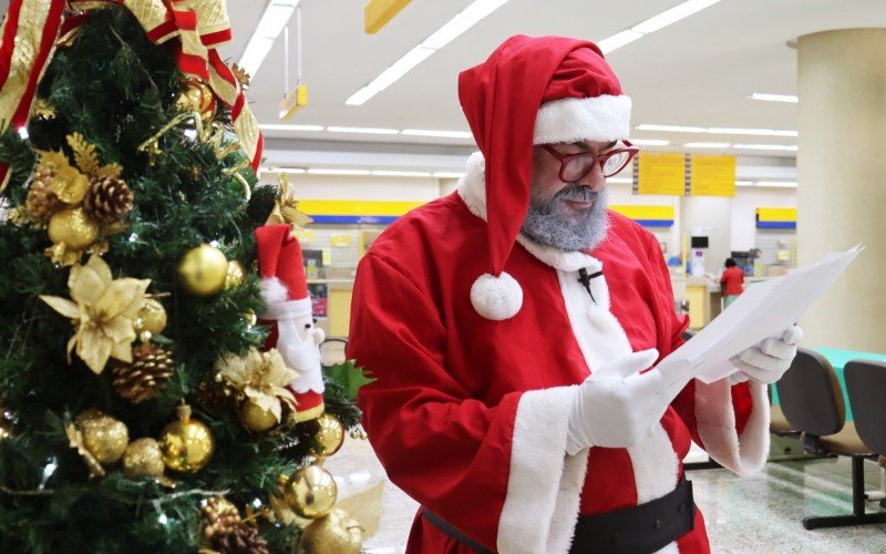 Campanha "Papai Noel dos Correios" tem como objetivo realizar os desejos de crianças em situação de vulnerabilidade social no Rio Grande do Sul | Jornal NH
