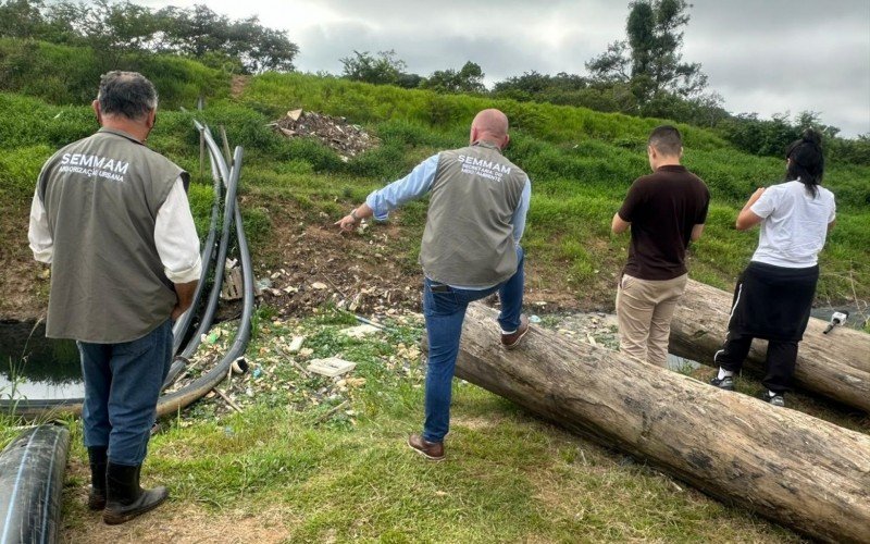 Tartarugas foram encontradas mortas na vala de drenagem do Arroio Gauchinho