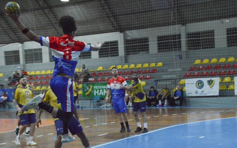 Equipe masculina da Associação Esportiva Campo Bom | Jornal NH