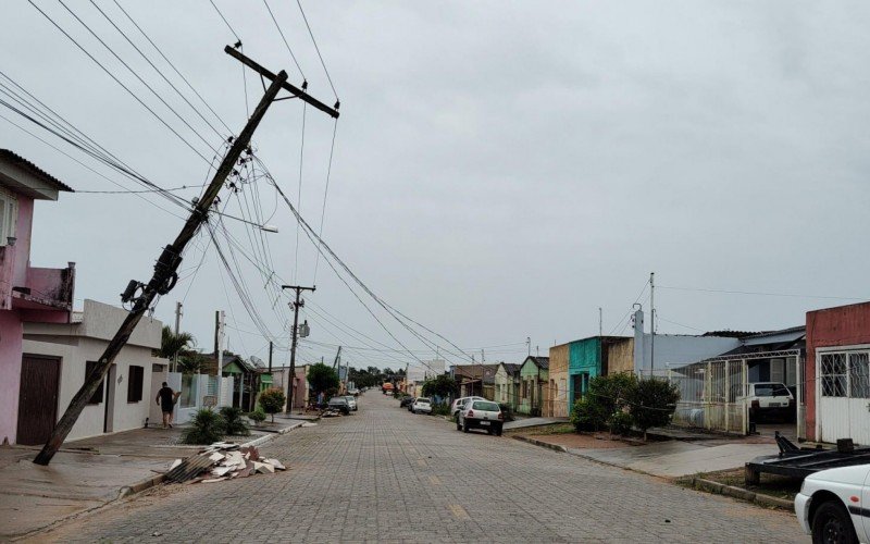 Cidade de Arroio Grande registrou queda de postes e árvores | Jornal NH