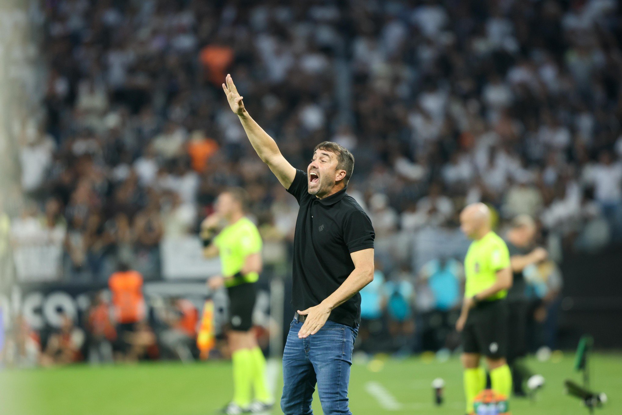 Corinthians ganha duas posições na tabela do Campeonato Paulista