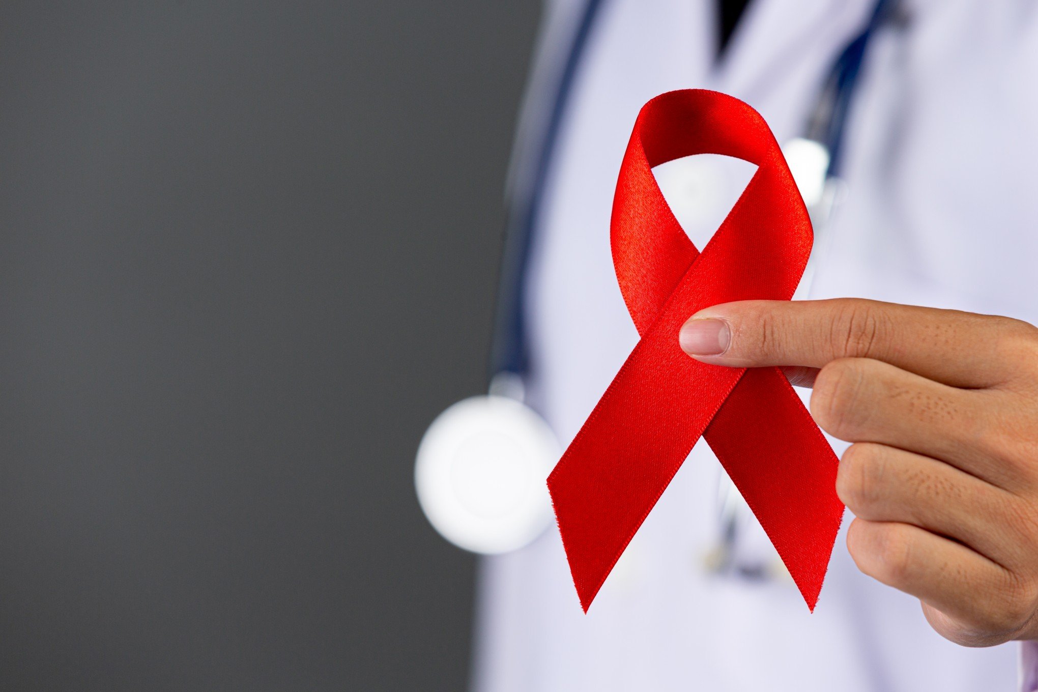 HIV/AIDS: Cidade da região está em 2º lugar com maior índice de detecção de infectados e de mortalidade; veja a lista