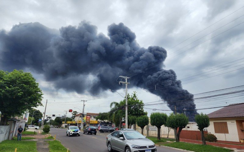 IncÃªndio em Canoas na tarde desta quarta-feira