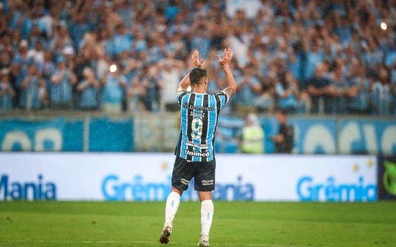 Suárez deixou o Grêmio e deve jogar no Inter Miami dos Estados Unidos | Jornal NH