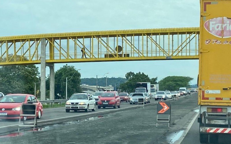 BR-116 com fluxo intenso de veículos no sentido interior-capital  | Jornal NH