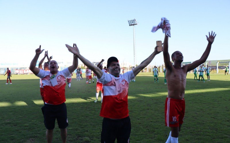 11 GaÃºcho Ã© campeÃ£o do Municipal de Campo de Novo Hamburgo na categoria veterano