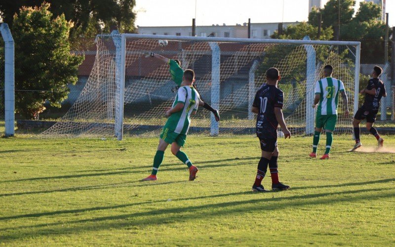 Duelo entre Veterano e HamburguÃªs teve bom nÃ­vel tÃ©cnico