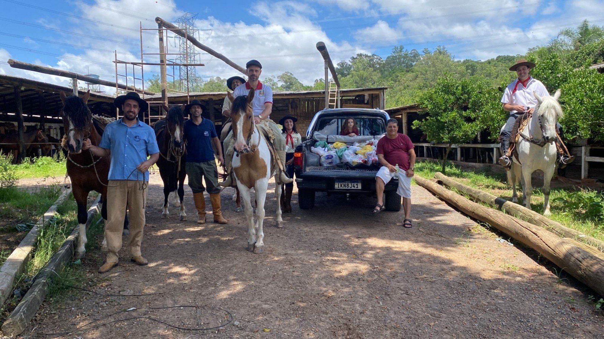 Cavalgada do Bem arrecadou cerca de duas toneladas de alimentos em Sapucaia do Sul