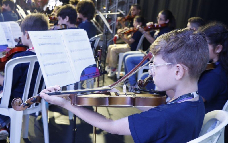 NÃºcleo de Orquestra Jovem de Novo Hamburgo se apresenta no Natal do Sinos 2023