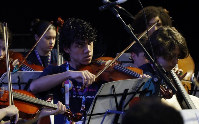 NÃºcleo de Orquestra Jovem de Novo Hamburgo se apresenta no Natal do Sinos 2023