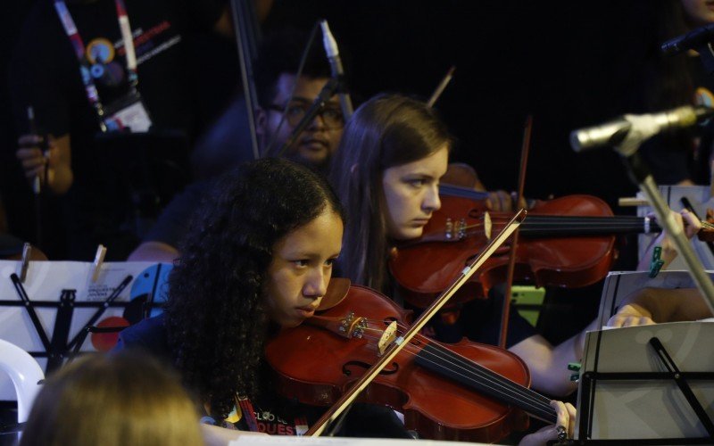 NÃºcleo de Orquestra Jovem de Novo Hamburgo se apresenta no Natal do Sinos 2023