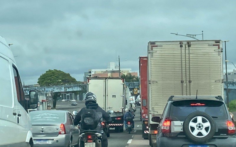 Trânsito na BR-116 mudou de trecho nesta segunda-feira (11) | Jornal NH