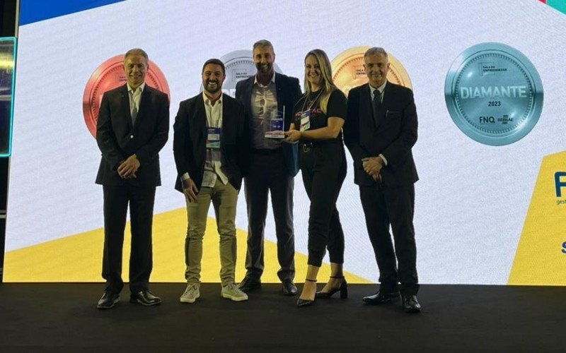 Sala do Empreendedor recebe certificação Diamante pela qualidade nos atendimentos