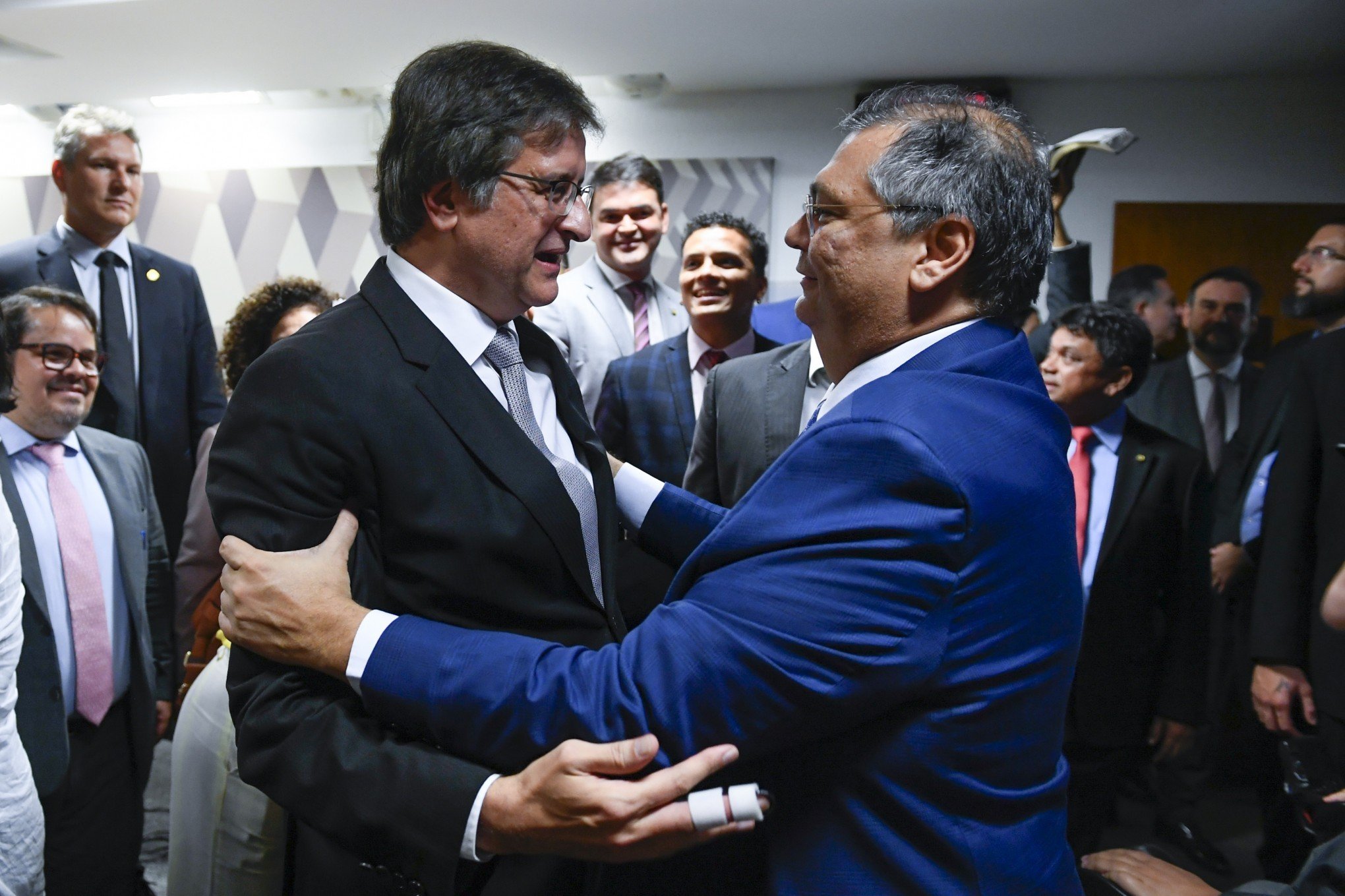 Senado aprova indicações de Flávio Dino e Paulo Gonet; veja como foram as votações