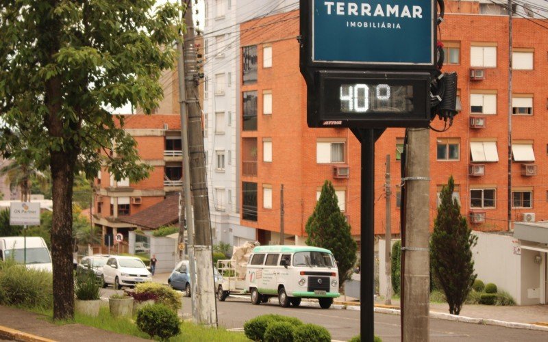 Relógio de rua apontava 40°C em Novo Hamburgo na quarta-feira | Jornal NH