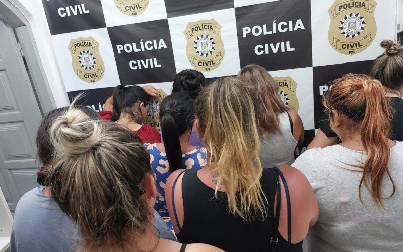 Nove mulheres foram detidas por vender rifas sob suspeita de estelionato | Jornal NH