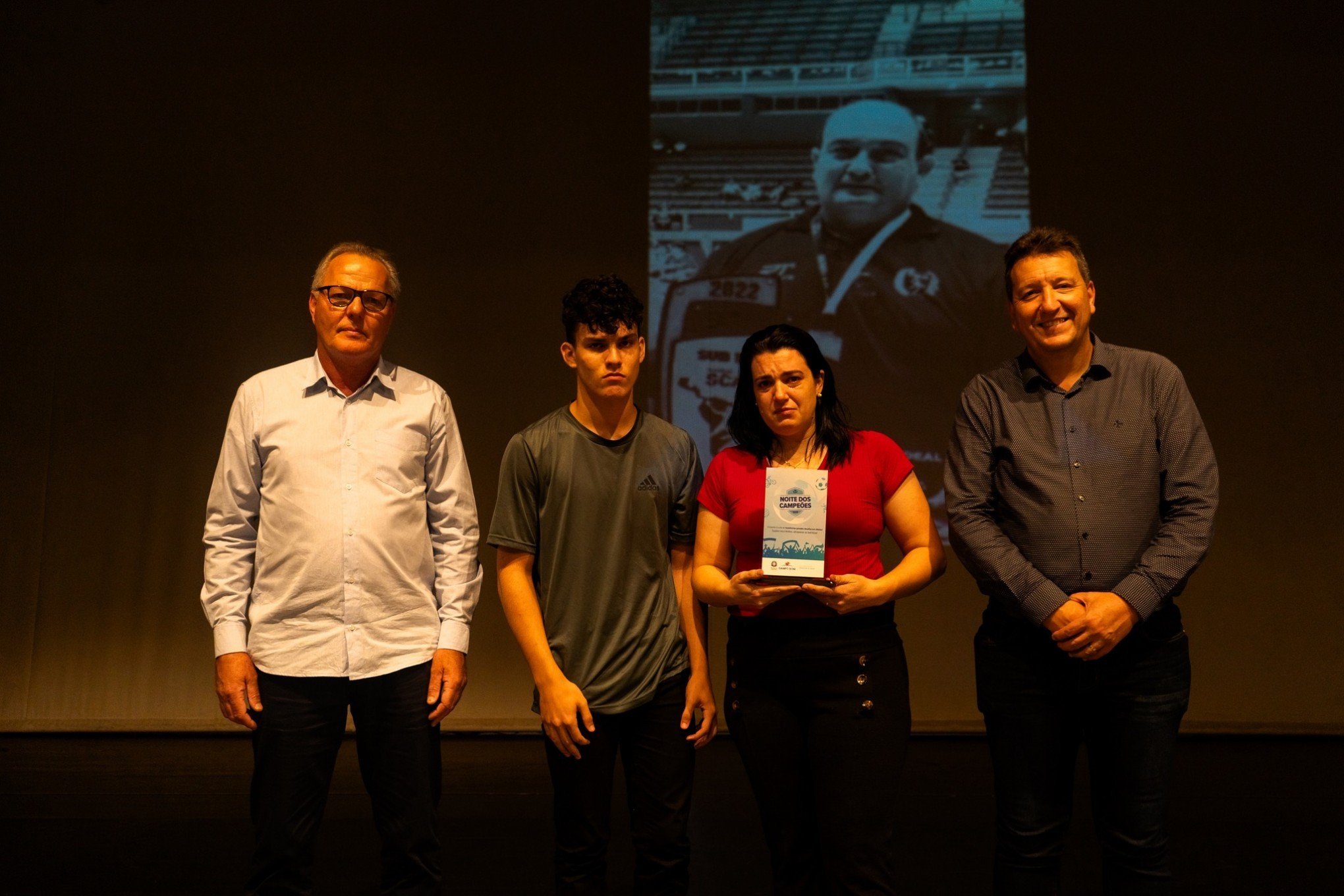 Noite dos Campeões homenageia personalidades e clubes do esporte de Campo Bom