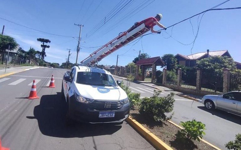 Campanha Poste Limpo em Canela