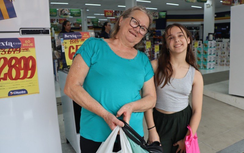 Nanci Margarida de Zorzi, 71 anos, e a afilhada Gabriela Hartmann de Zorzi,10 | Jornal NH