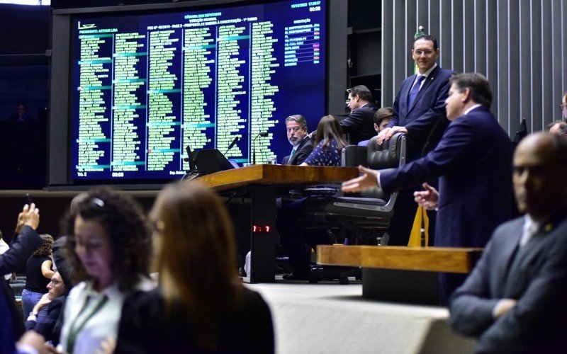 Câmara dos Deputados aprova reforma tributária