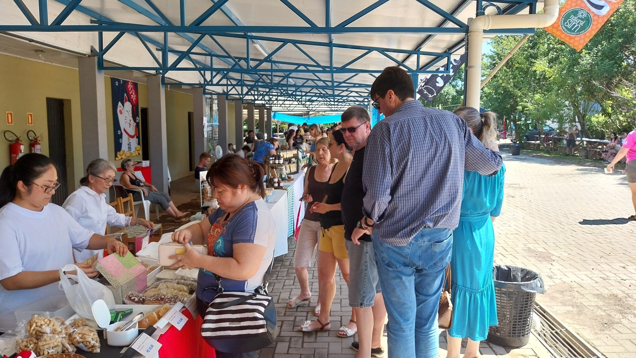 Feira em Ivoti tem karaokê, gastronomia e até chiclete japonês; confira