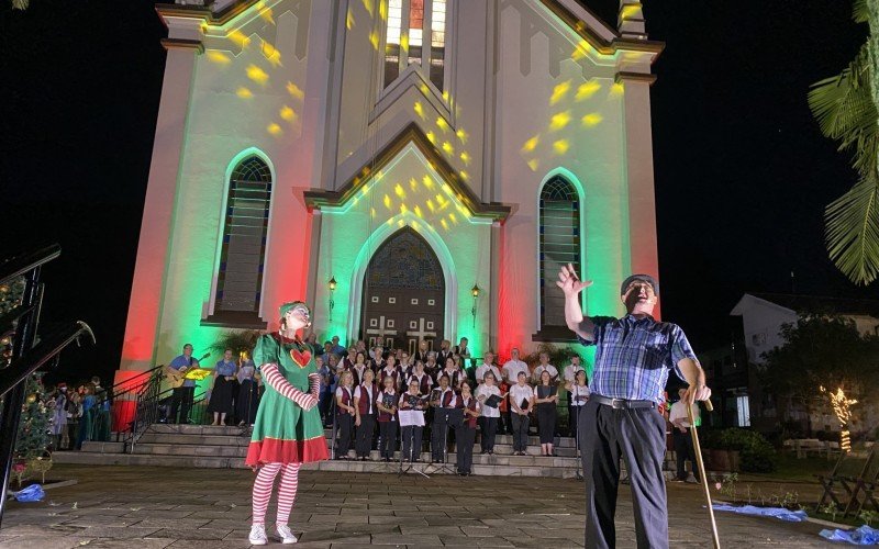 Epopeia de Natal antecipa chegada do Papai Noel | Jornal NH