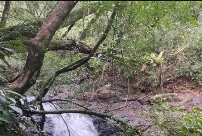 Duas pessoas se afogam em cachoeira de Dois Irmãos