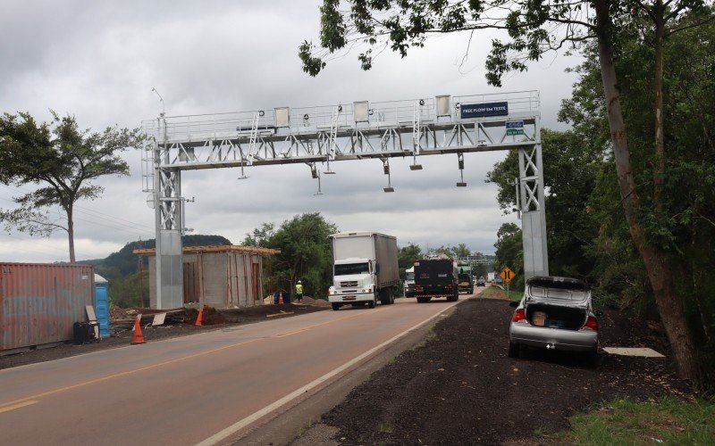 Pórtico da 240, em Capela, em fase de testes desde dezembro