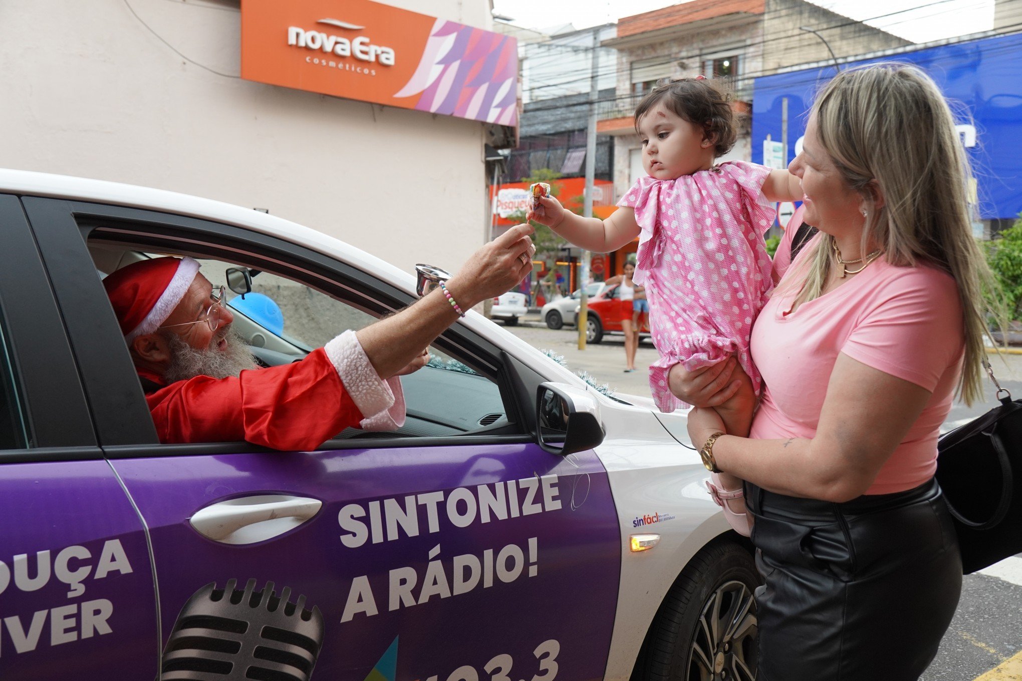 Caravana Solidária ilumina o Feliz Natal em São Leopoldo