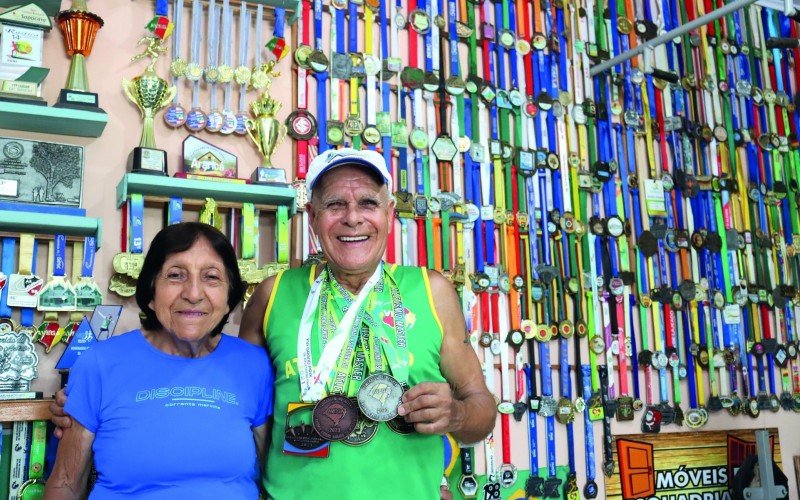 Eva e Antônio Carlos Ribeiro de Moraes, atleta de 72 anos | Jornal NH