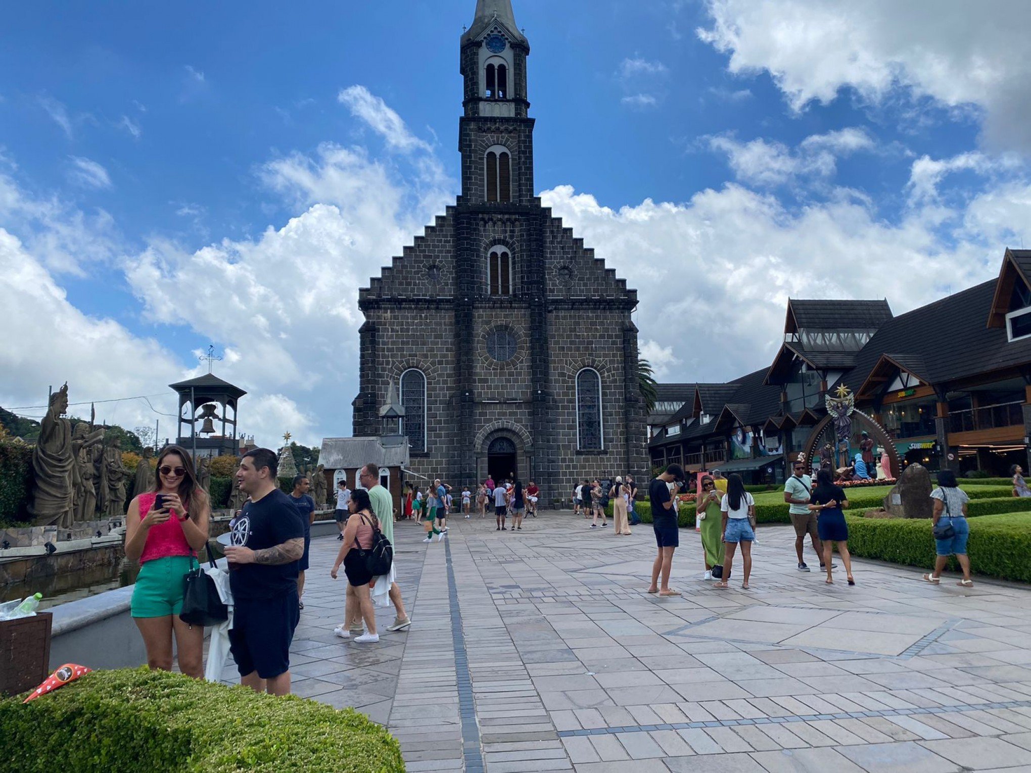 Como é o tempo durante o mês de janeiro em Gramado?