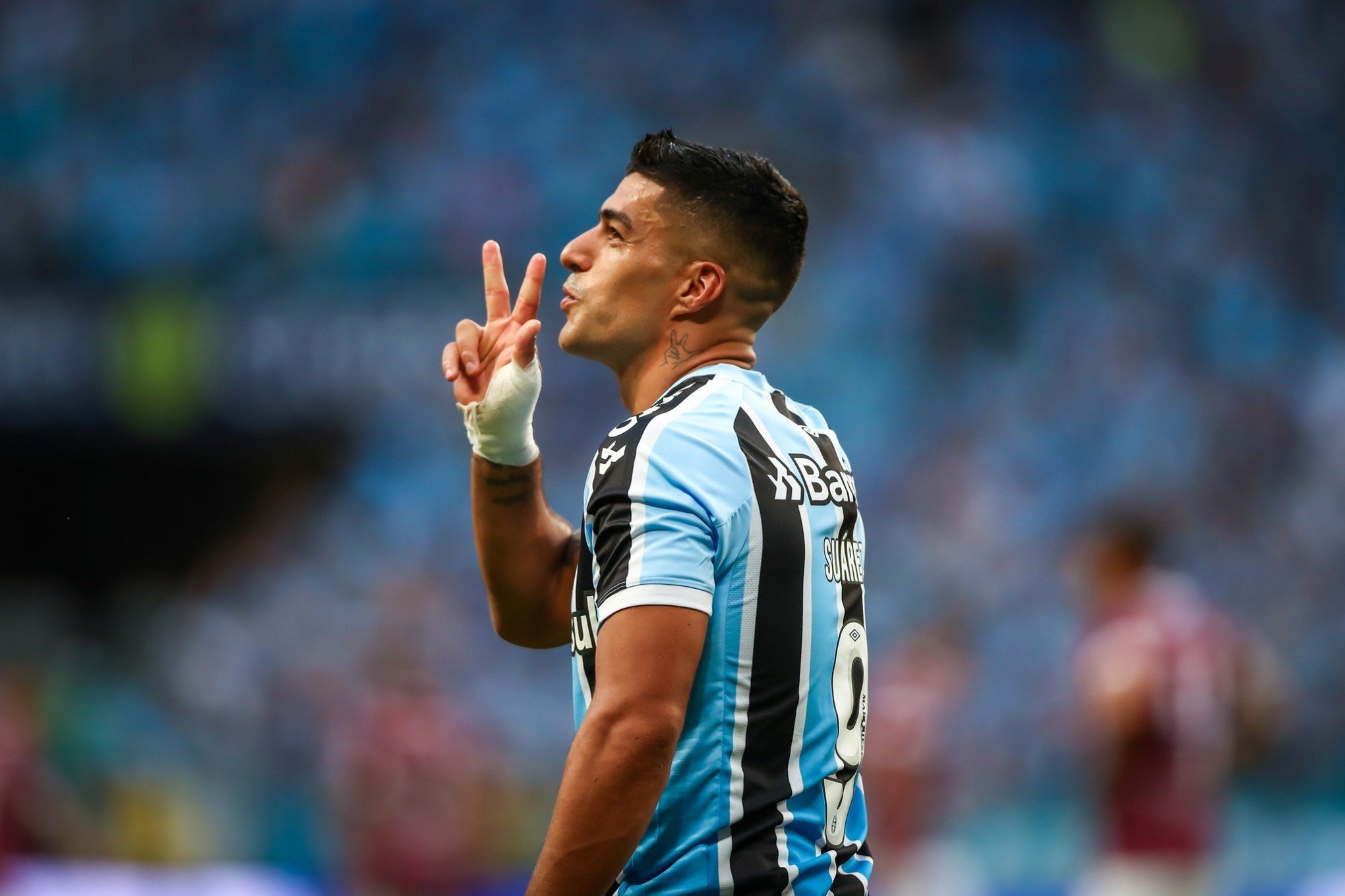 RETROSPECTIVA 2023: Suárez, gols, títulos e confiança retomada; como foi o ano do Grêmio