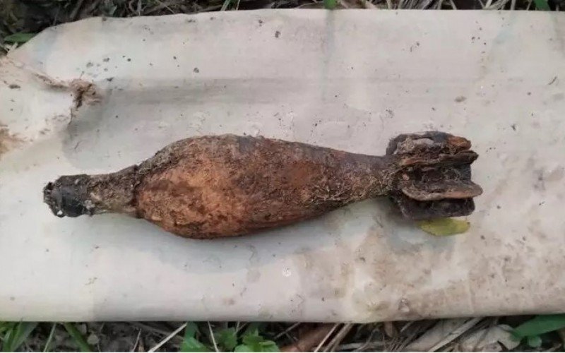 Artefato foi tirado da água sem querer por pescador em Nova Santa Rita