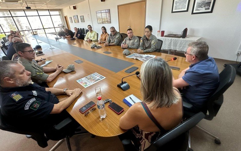 reunião do GGI a respeito de rachas no Natal