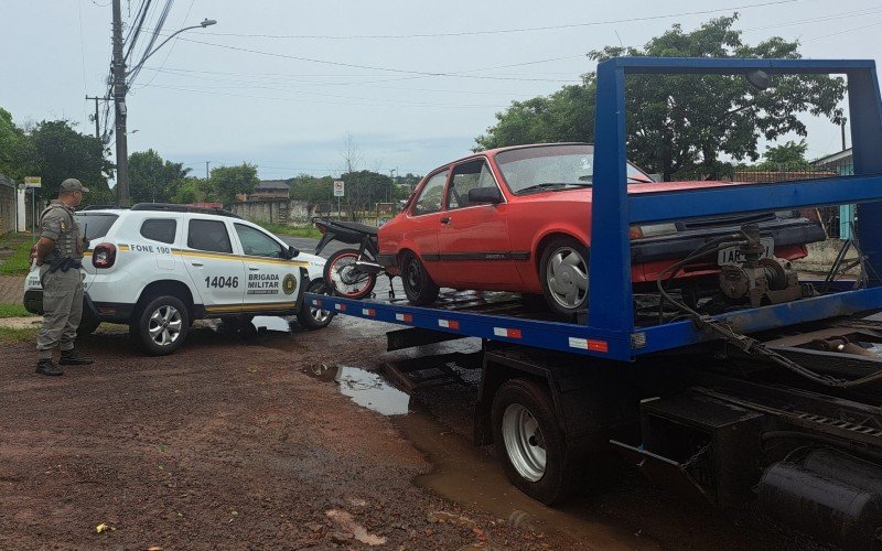 Veículo foi apreendido na manhã desta sexta-feira (29), em uma casa no bairro Duque de Caxias