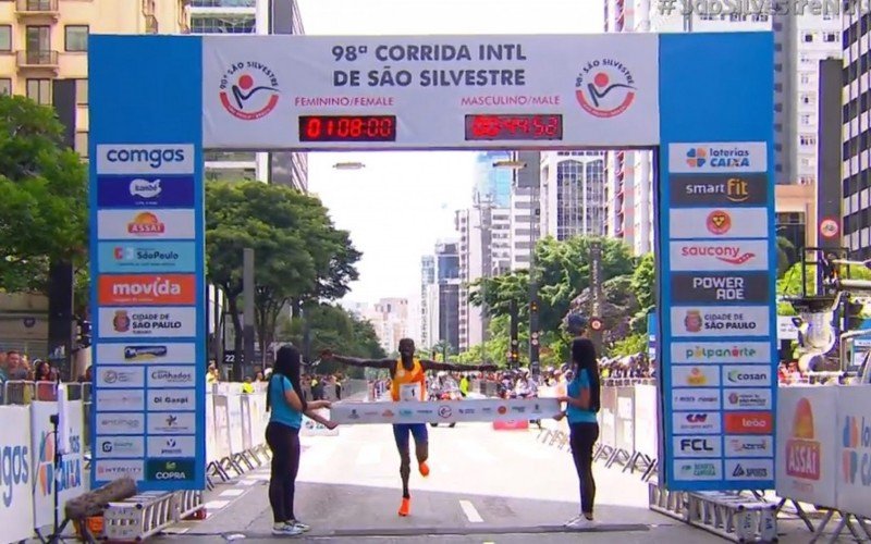 Queniano Timothy Kiplagat foi o vencedor da 98ª edição da Corrida Internacional de São Silvestre | abc+