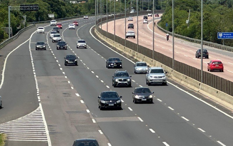 Movimento foi intenso na free way durante boa parte do dia, no entanto, foram poucos pontos de congestionamento | abc+