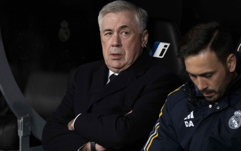 Técnico Carlo Ancelotti renovou com o Real Madrid até 2026 | abc+