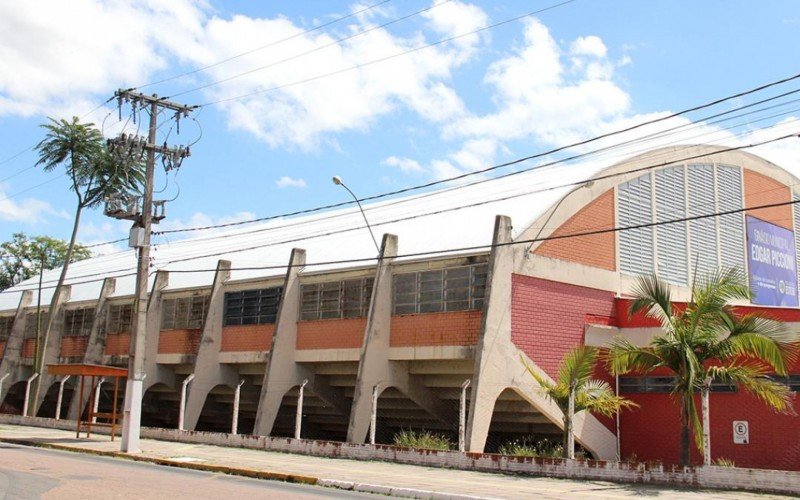 Ginásio Municipal Edgar Piccioni, de Esteio, está fechado até dia 15